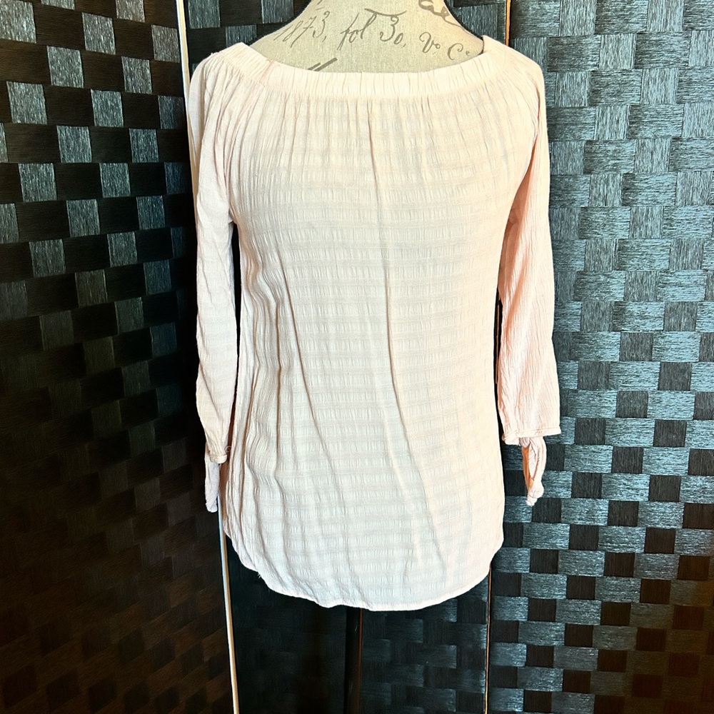 Le Lis off shoulder top small